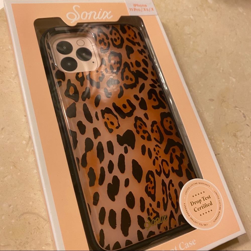 Sonix Clear Watercolor Leopard iPhone 11 /XS/X